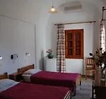Iris Boutique Hotel Kamári