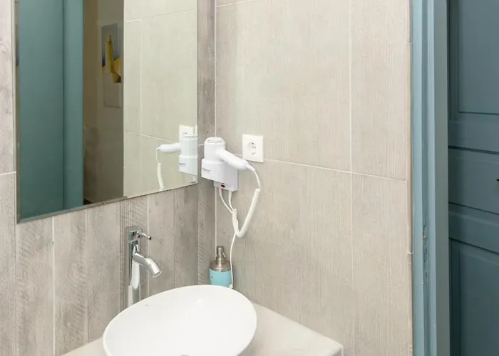 Iris Boutique Hotell 3*