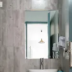 Hotel Iris Boutique Kamari (Santorini)
