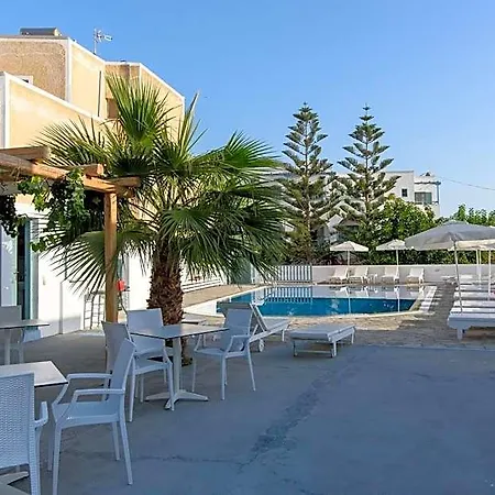 Iris Boutique 3* Kamári
