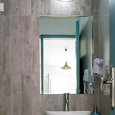 Hotel Iris Boutique Kamári
