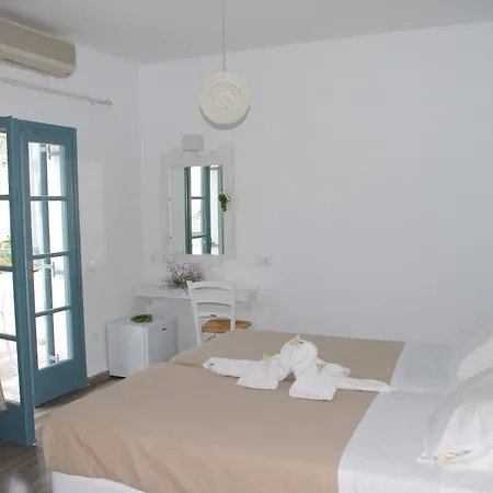 Iris Boutique Kamári