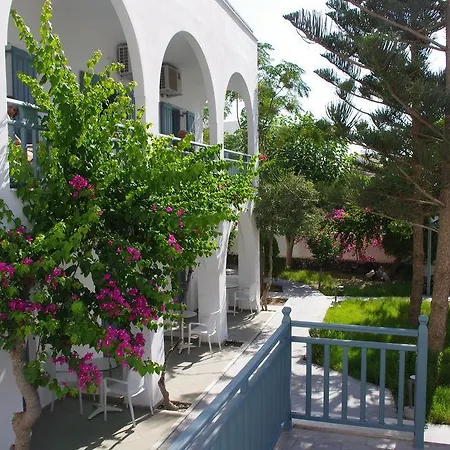 Iris Boutique Hotel