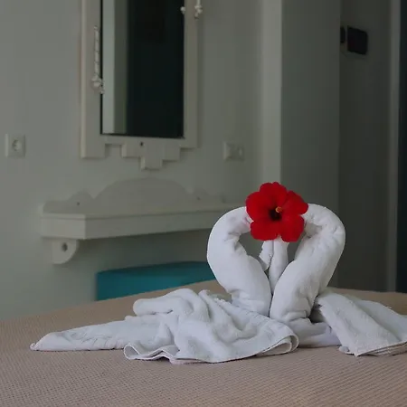 Iris Boutique Kamári