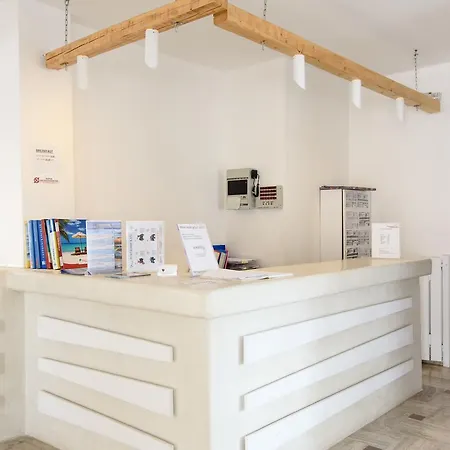 Iris Boutique Hotel Kamári