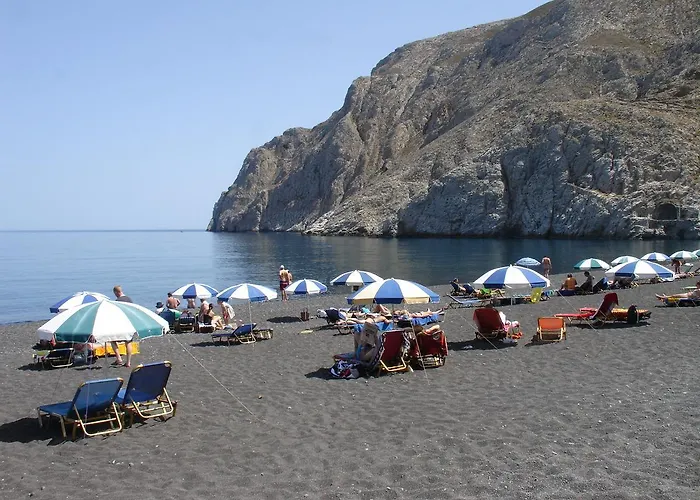 Iris Boutique Kamari (Santorini)