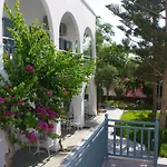Iris Boutique فندق