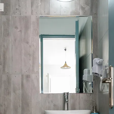 Hotel Iris Boutique Kamári